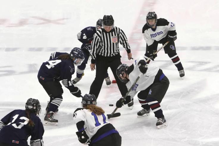 girls hockey face off
